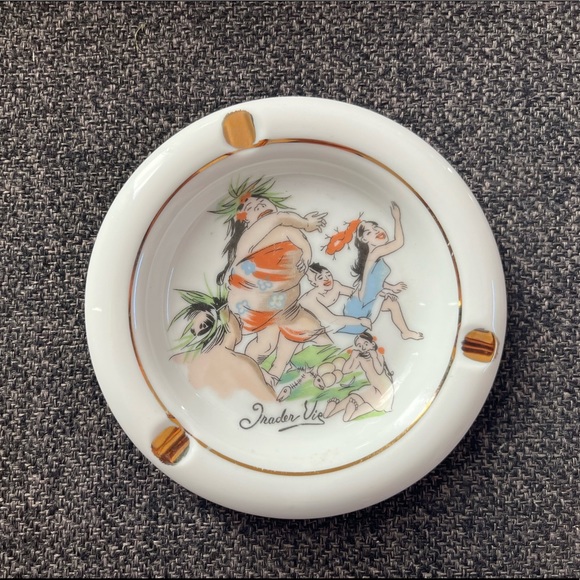 •Vintage Trader Vic Polynesian Dancers Porcelain Ashtray• - Picture 1 of 4